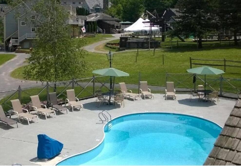 Ski On Off 1Br Suite 1St Flr Sleeps 4 Jiminy Peak แฮนค็อค ภายนอก รูปภาพ